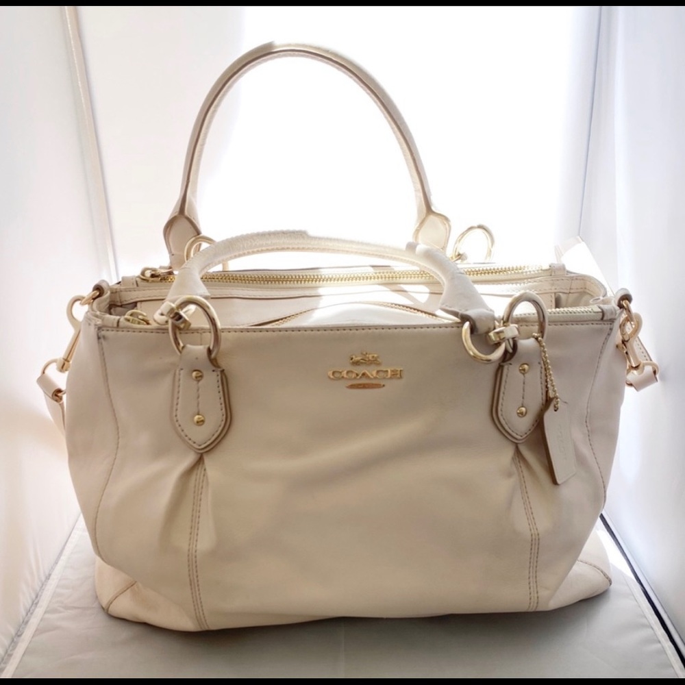 COACH Carryall Colette Bag